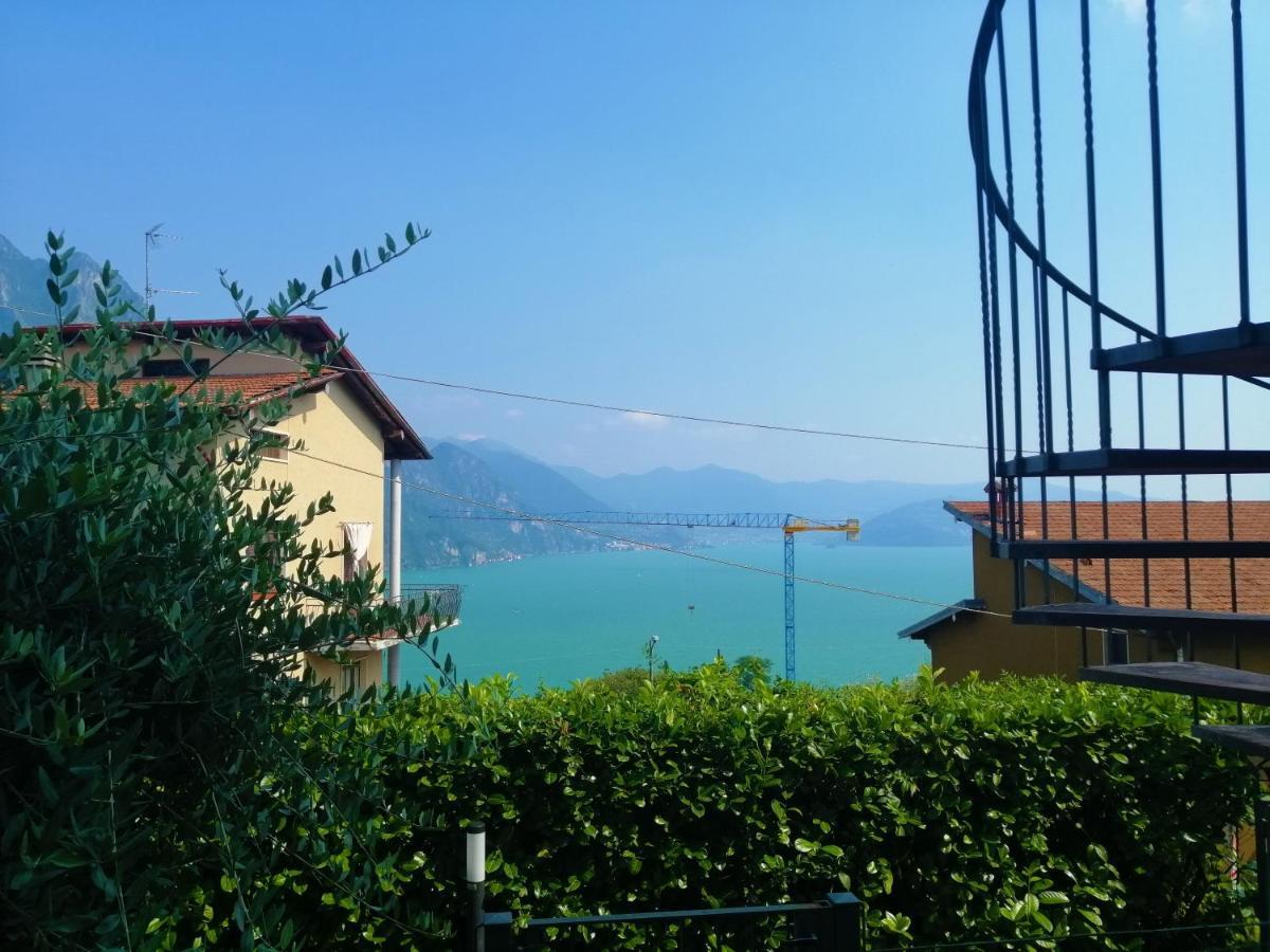 Iseolakerental - Appartamento Chiara Riva di Solto Buitenkant foto