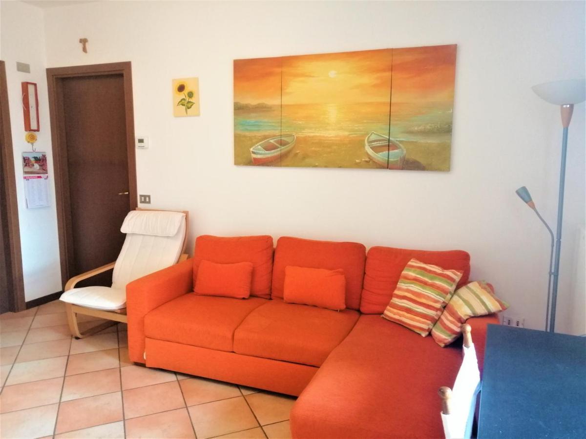 Iseolakerental - Appartamento Chiara Riva di Solto Buitenkant foto