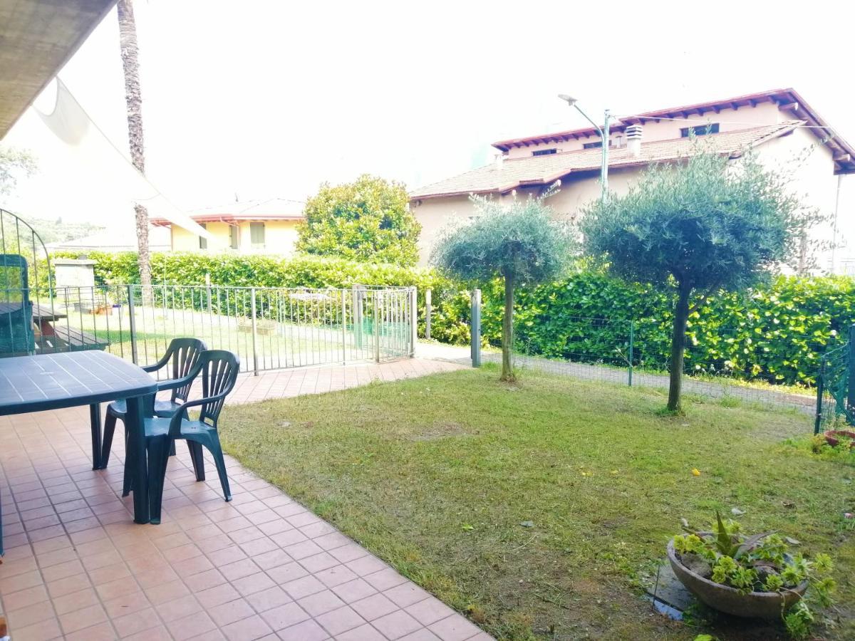 Iseolakerental - Appartamento Chiara Riva di Solto Buitenkant foto